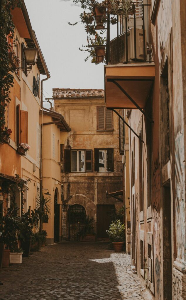 Ruelle de Trasetvere. Photo de Maeva Vigier for Unsplash
