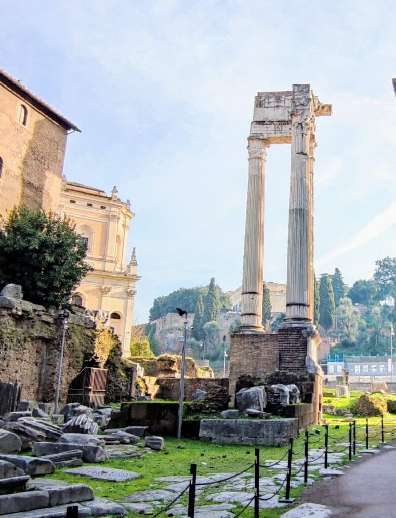 Tempre de Apollon. Ghetto Juif de Rome. Rome Insolite. Photo Annalisa Cingolani