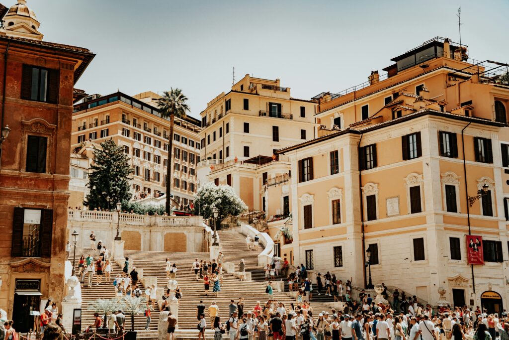 Place d'Espagne, escalier de la Trinitée des monts. Photo de Jorge Salazar for Unsplash